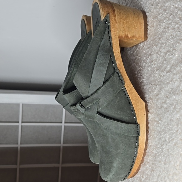 Sanita Clogs Manuella Wooden Oiled Leather Khaki Green Size EU 40 Shoe - Picture 6 of 13